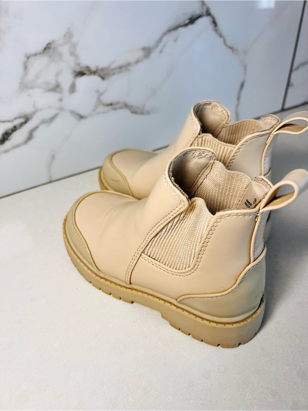Old Navy Beige Chelsea Kids Boots